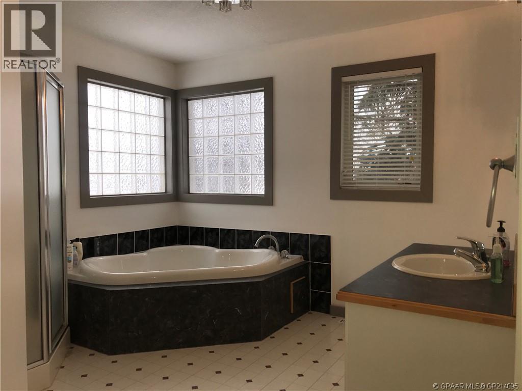 908 4 Avenue - 13