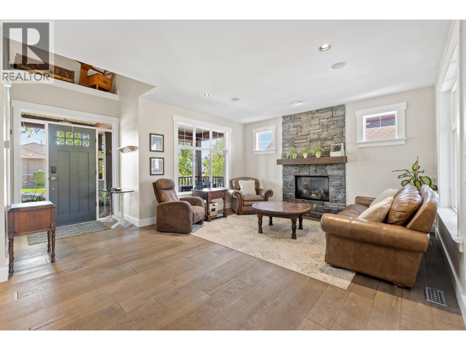  1143 Peak Point Drive, West Kelowna
