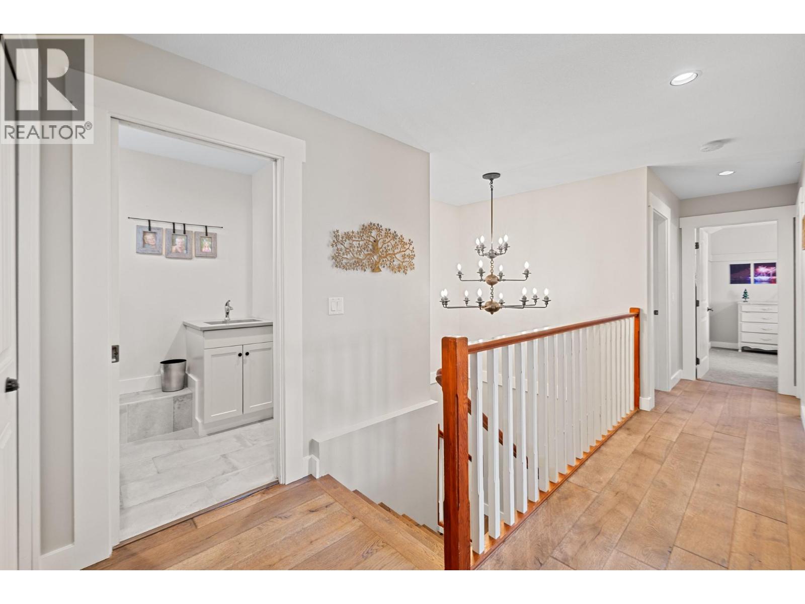  1143 Peak Point Drive, West Kelowna