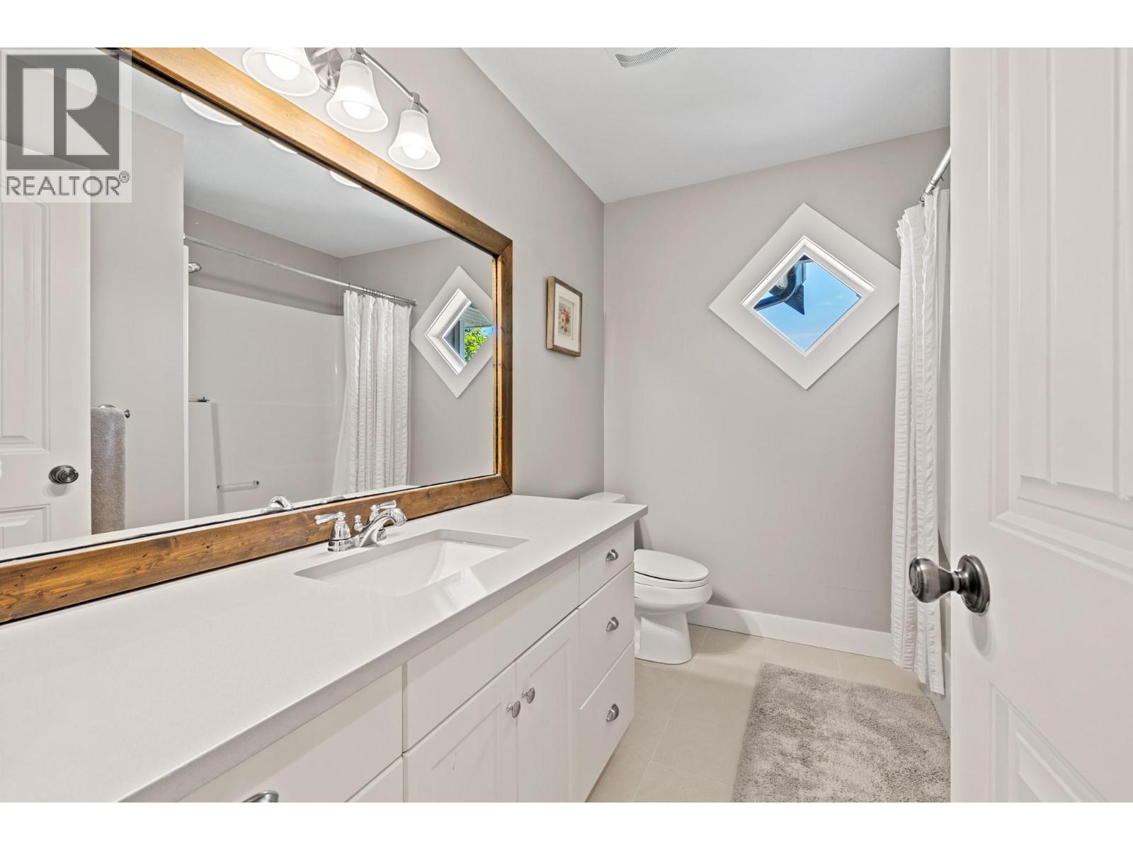  1143 Peak Point Drive, West Kelowna