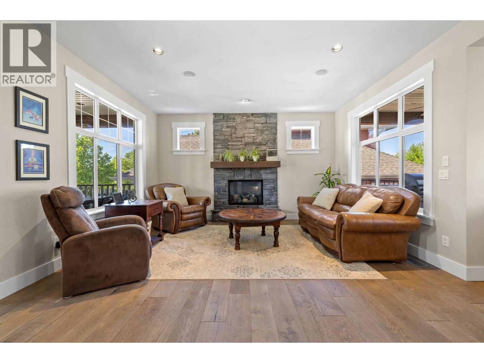 1143 Peak Point Drive, West Kelowna