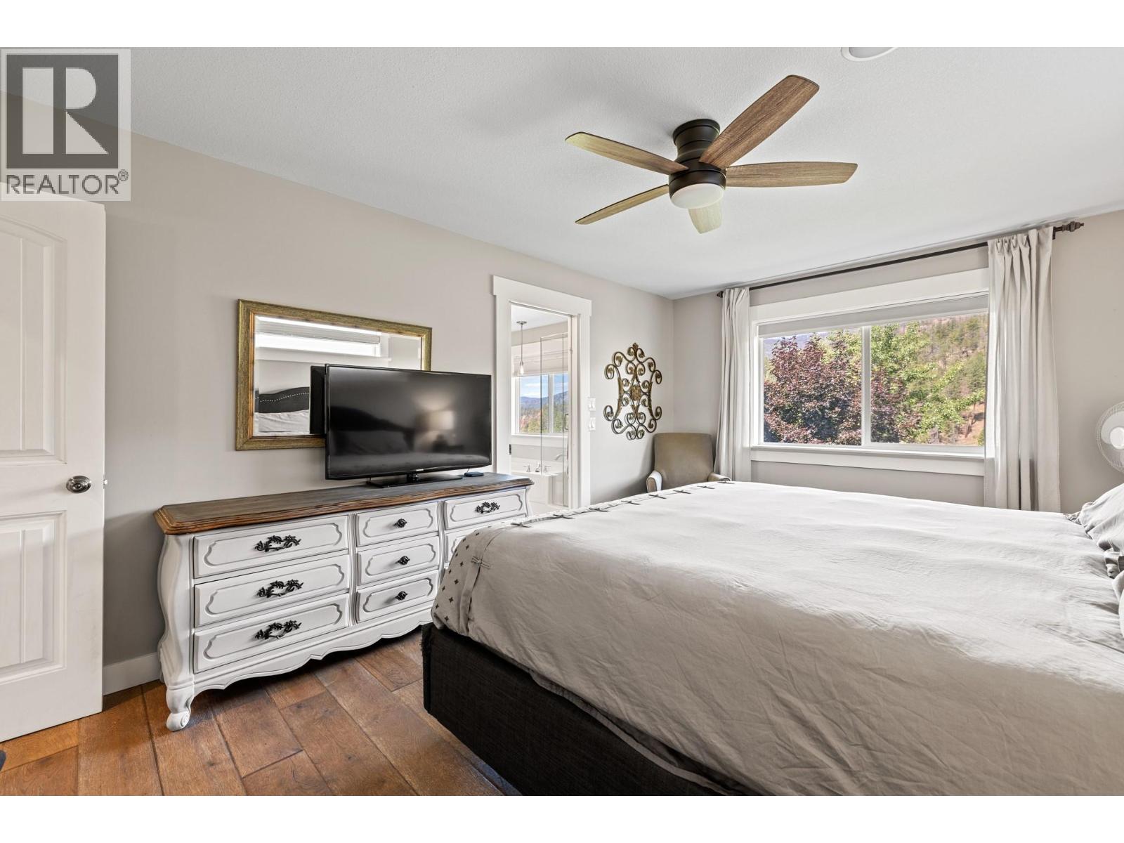  1143 Peak Point Drive, West Kelowna