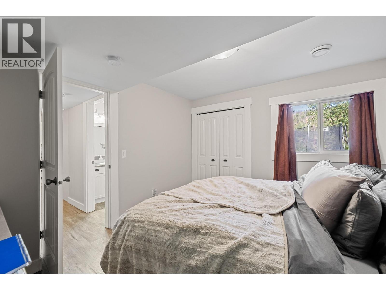  1143 Peak Point Drive, West Kelowna