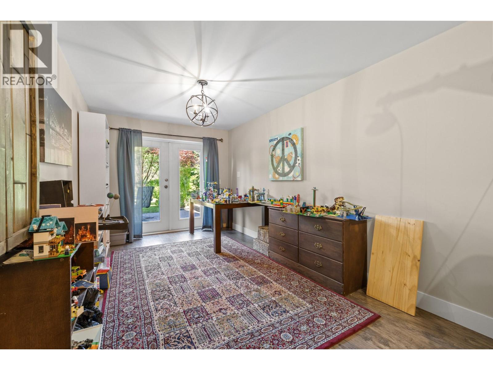  1143 Peak Point Drive, West Kelowna