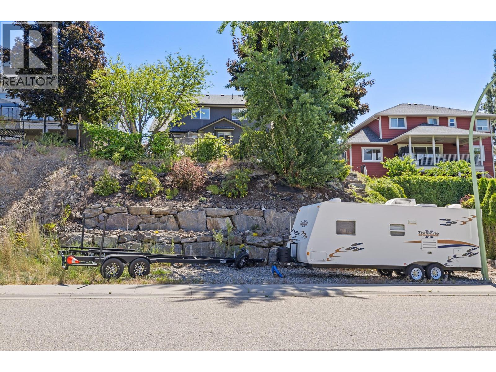  1143 Peak Point Drive, West Kelowna