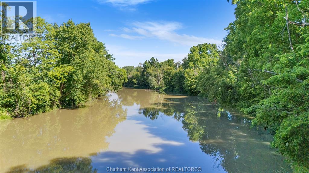 472 SYDENHAM STREET - 11