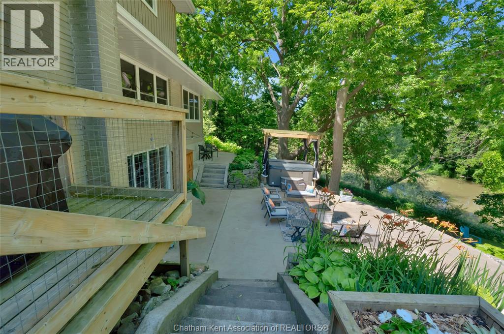 472 SYDENHAM STREET - 9