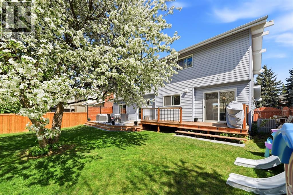 75 Hill Crescent — photo 38