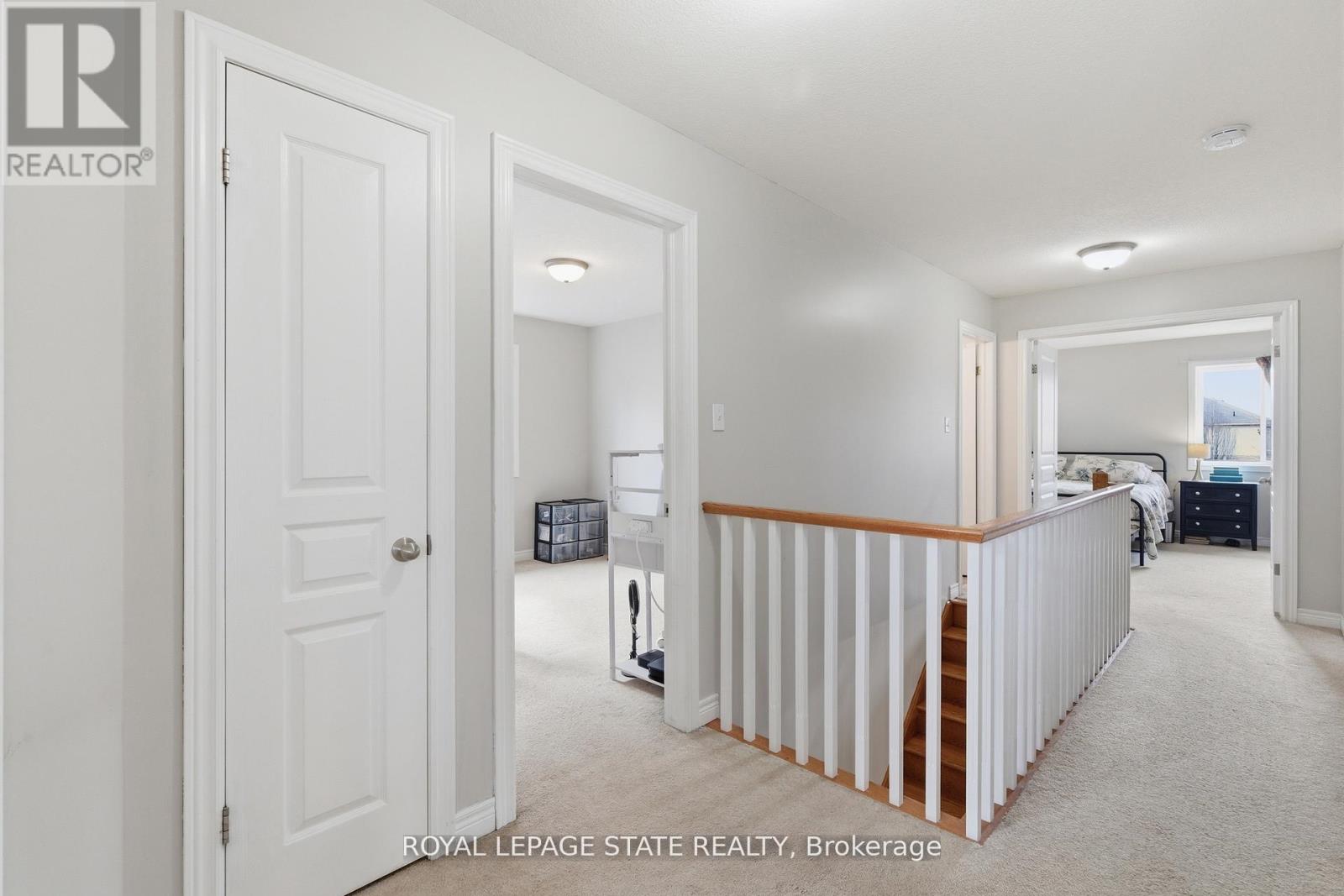 84 DUNCAIRN CRESCENT - 22
