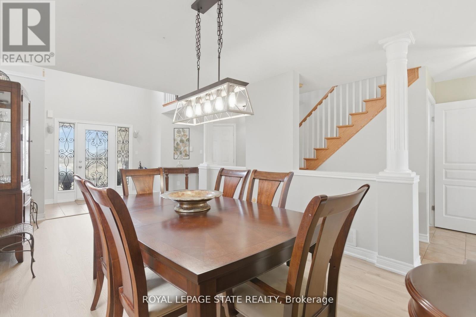 84 DUNCAIRN CRESCENT - 9