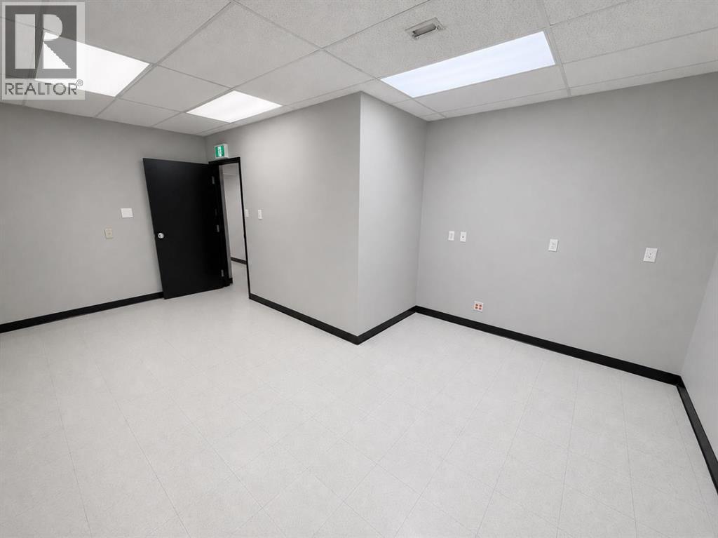 10946 89 Avenue - Photo 17