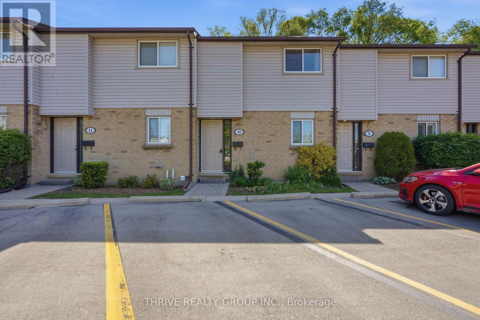 #10 215 COMMISSIONERS ROAD W - 2