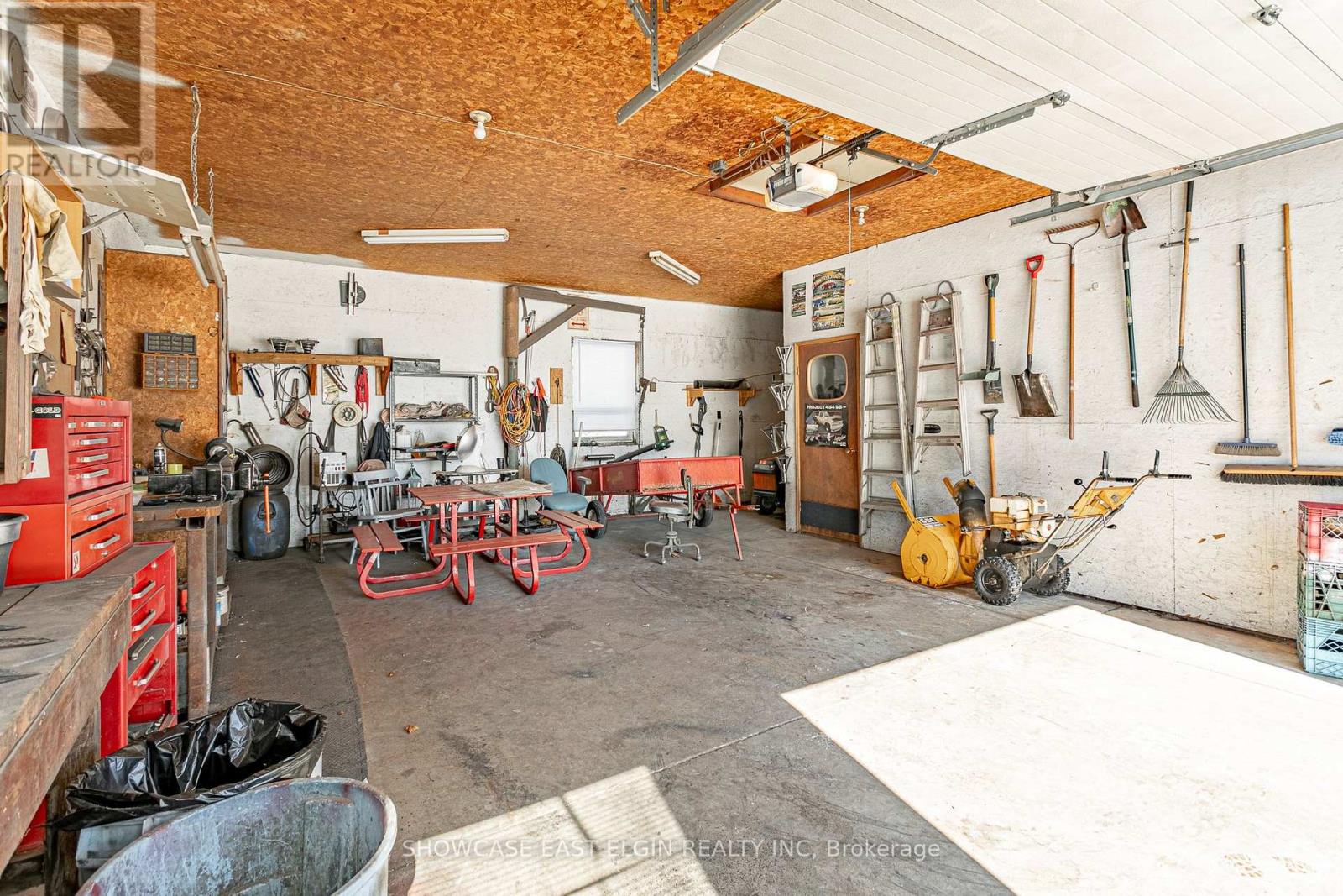 51248 CLINTON STREET - 19