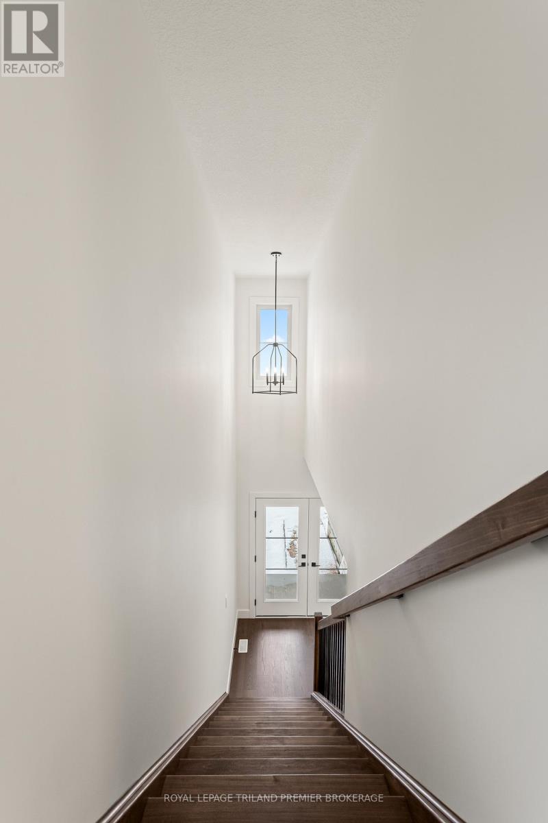 4375 SAGEBRUSH CRESCENT - 4
