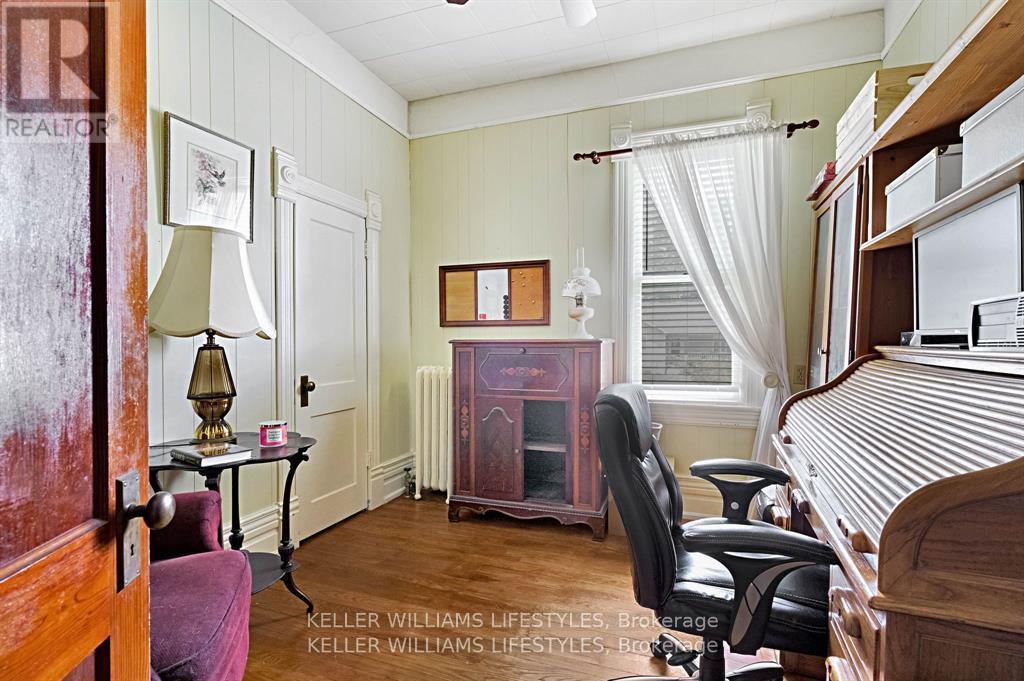 93 SARAH STREET - 24