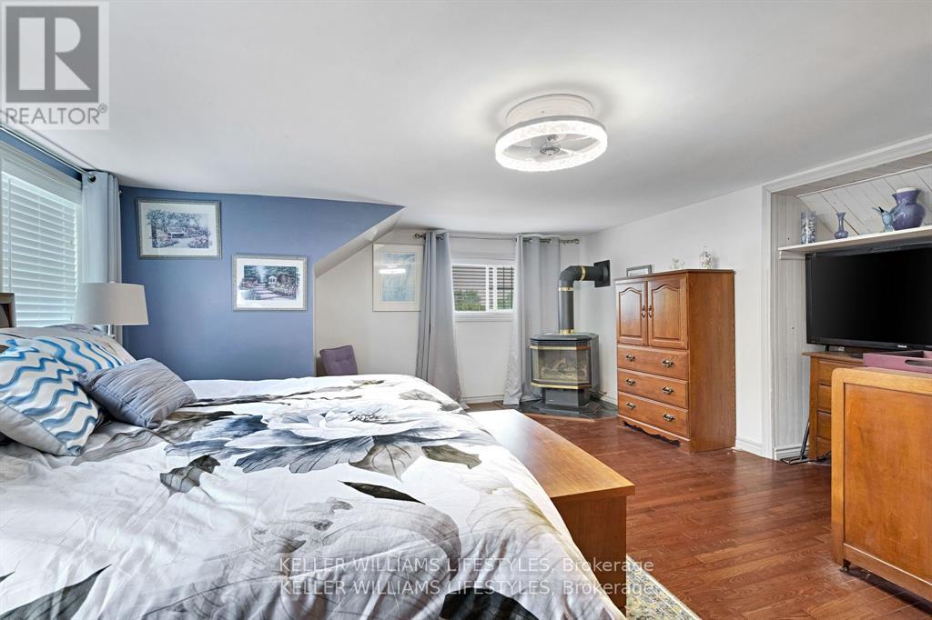 93 SARAH STREET - 29
