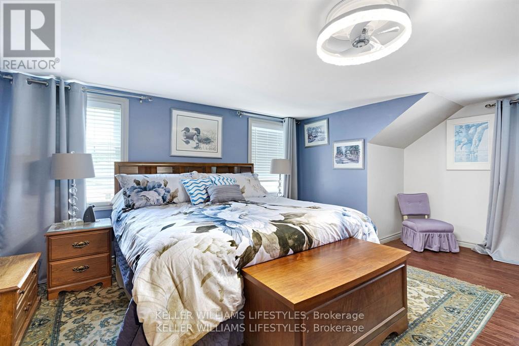 93 SARAH STREET - 30