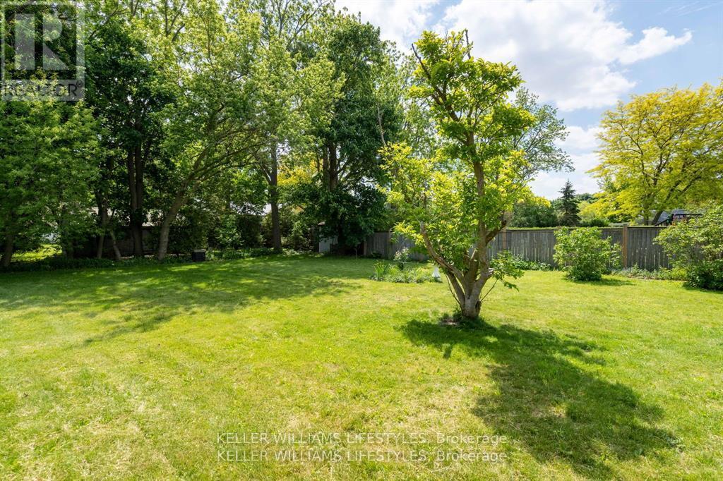 93 SARAH STREET - 34