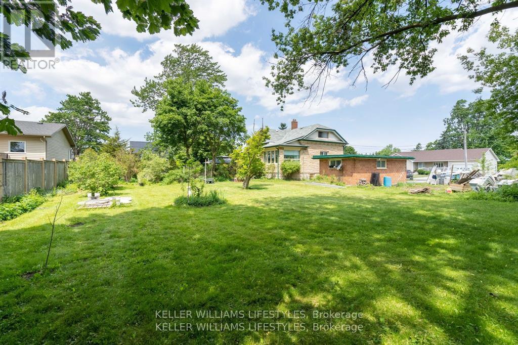 93 SARAH STREET - 36