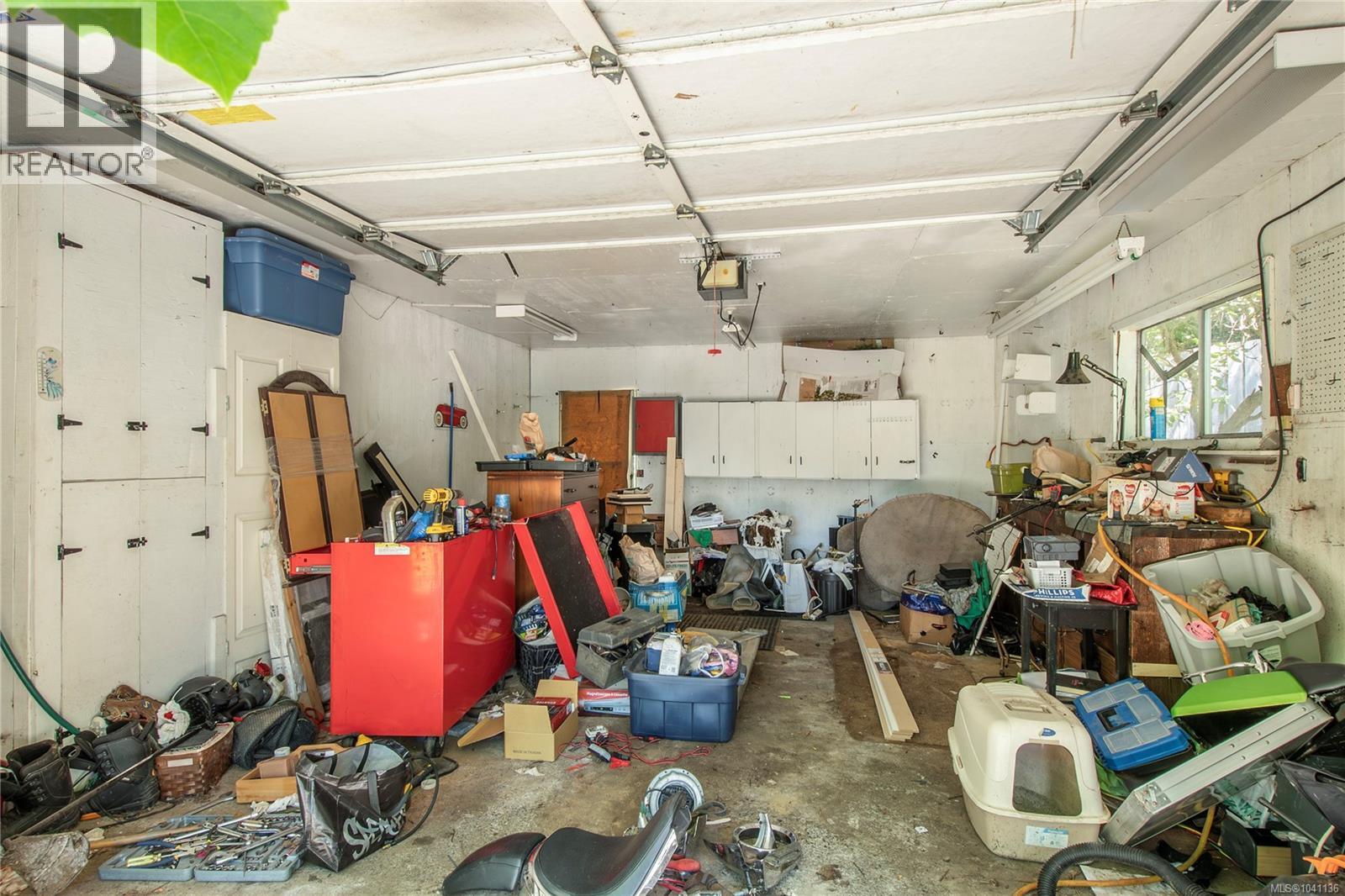 7602 Island Hwy N - 24