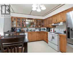 7602 Island Hwy N, Black Creek, BC V9J1G3 Photo 11