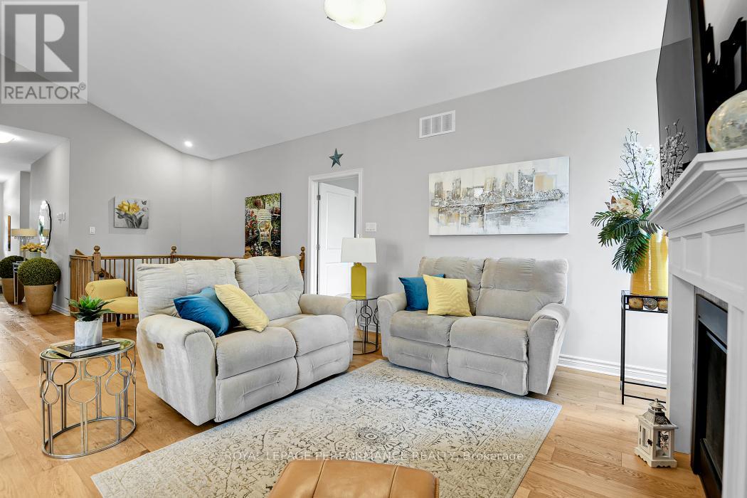 920 LEISHMAN DRIVE - 12
