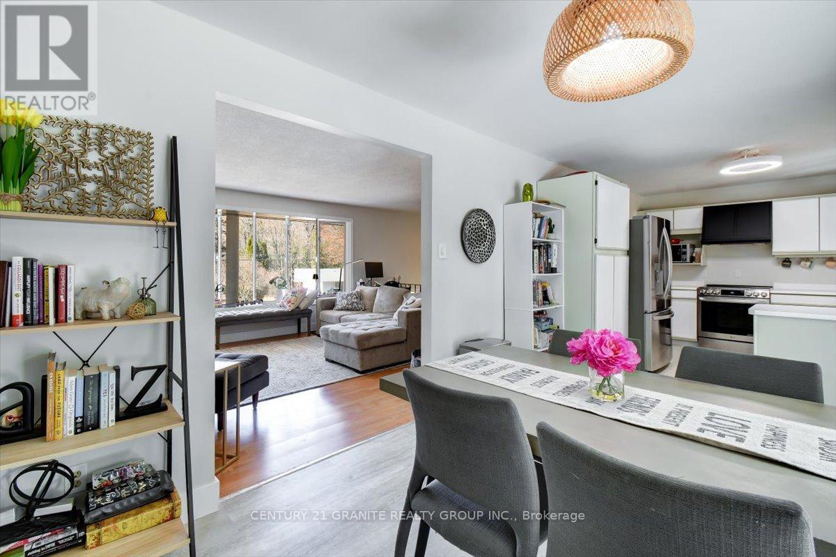 25 FOREST HILL ROAD - 12