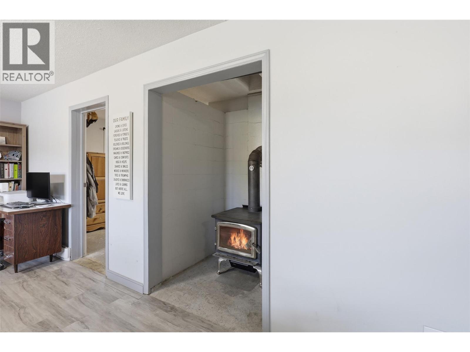 3267 Powell Road - 36