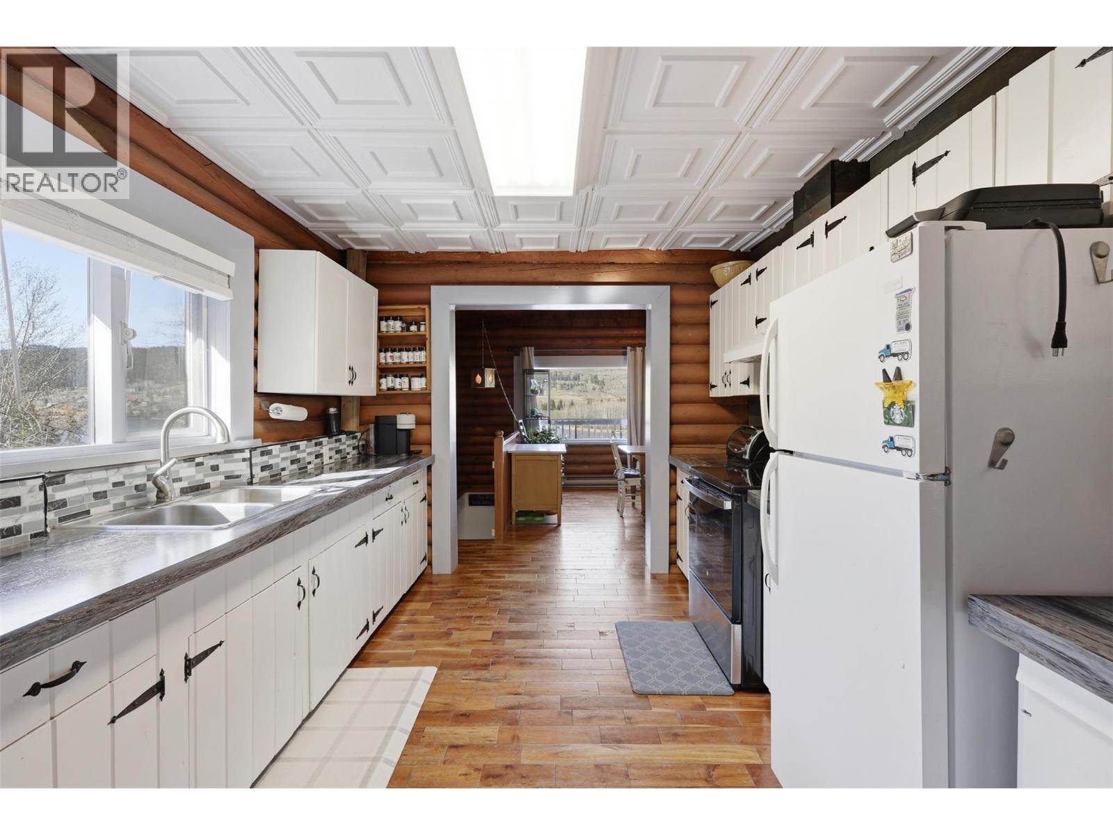3267 Powell Road - 5