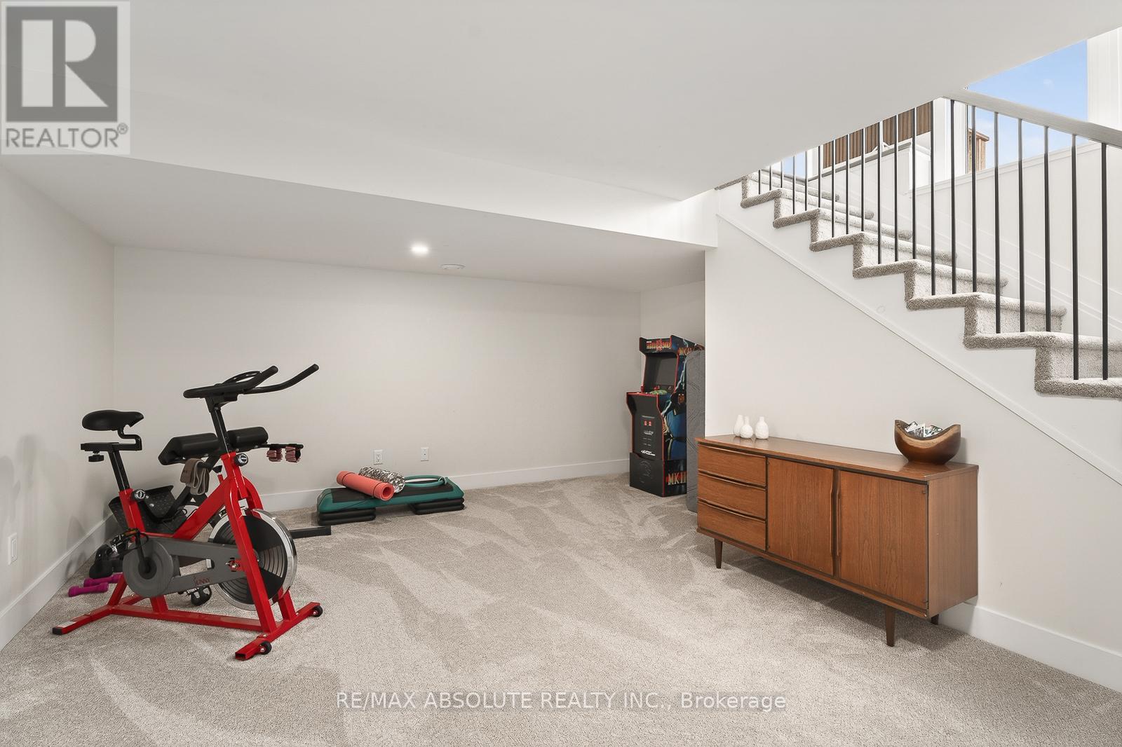 75 O'DONOVAN DRIVE - 40