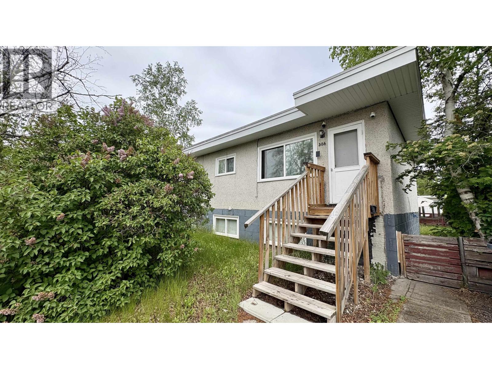 380 MOFFAT STREET - 2