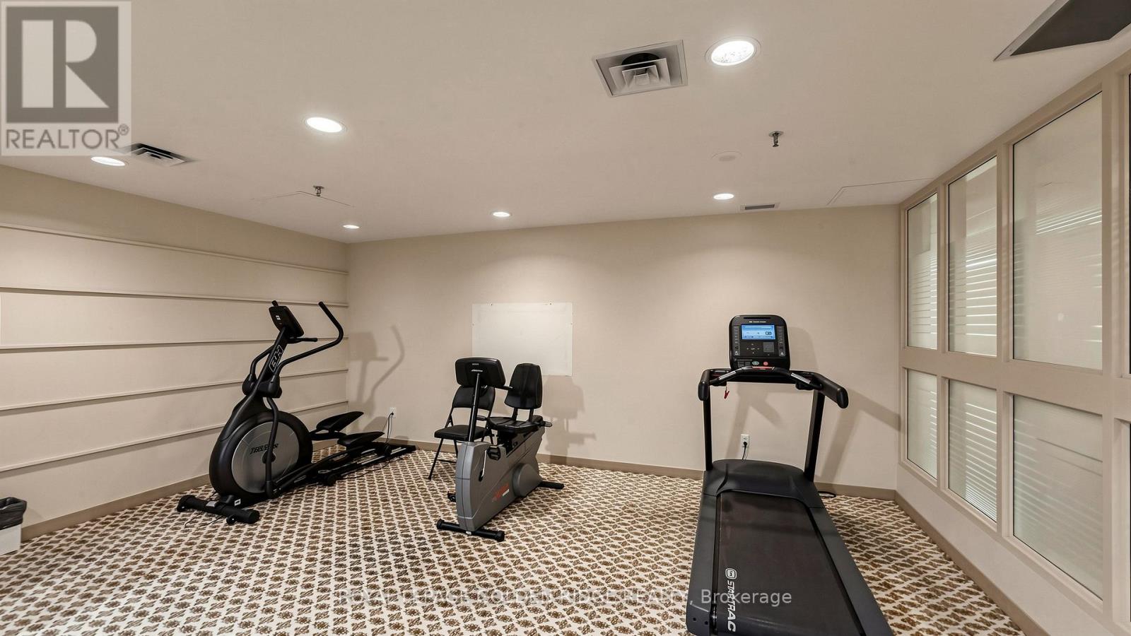 #1003 5 KENNETH AVENUE - 49