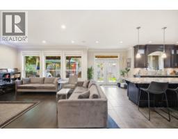 7440 Kraft Crescent, Burnaby, BC V5A1Z5 Photo 17