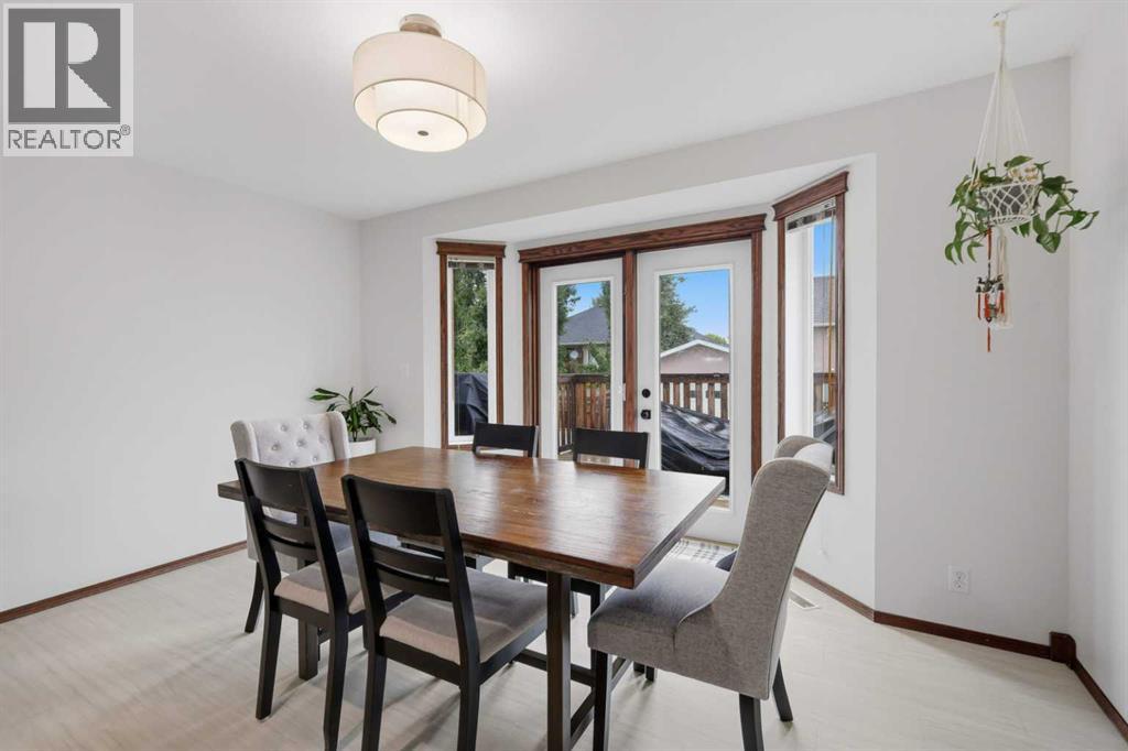 Extra large dining to accommodate large furniture!