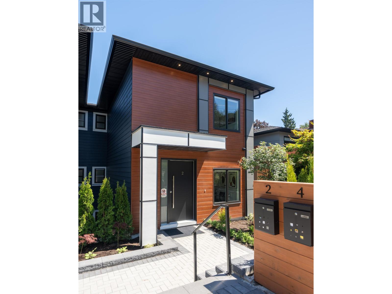 5 Bed, 4 Bath House for Sale in Burnaby – 2 6176 ELGIN AVENUE, Burnaby – MLS# R3139150 - Image 26