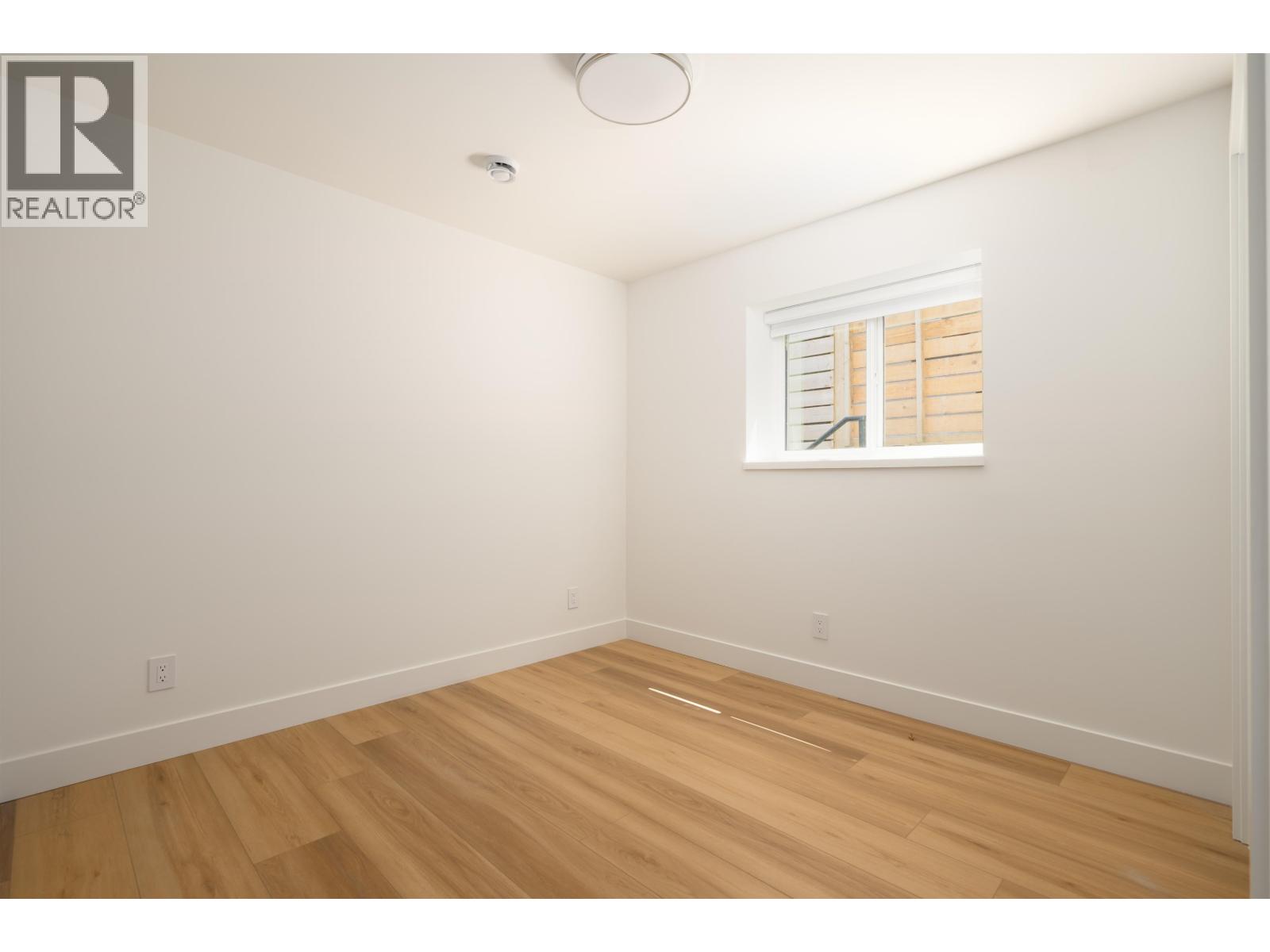 5 Bed, 4 Bath House for Sale in Burnaby – 2 6176 ELGIN AVENUE, Burnaby – MLS# R3139150 - Image 22