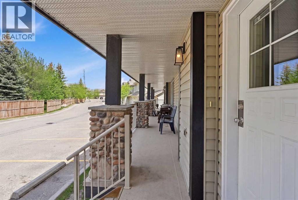 249 Citadel Point NW - 3