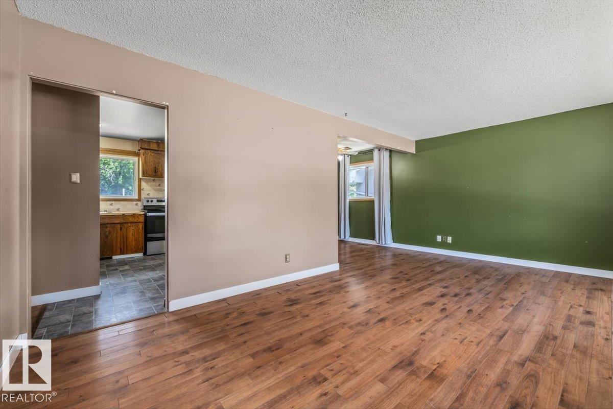 10544 53 AV NW - 2
