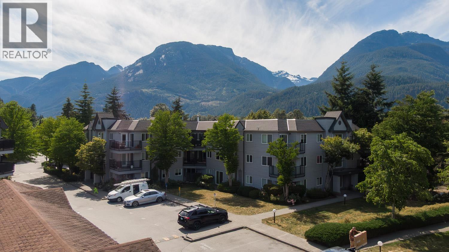 C306 40140 WILLOW CRESCENT, Squamish