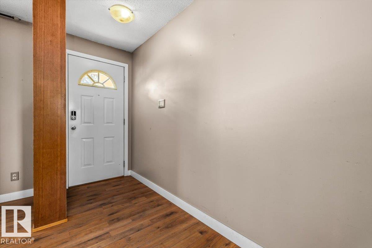10544 53 AV NW - 3