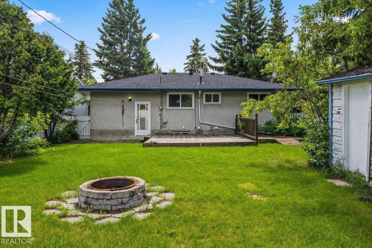 10544 53 AV NW - 37