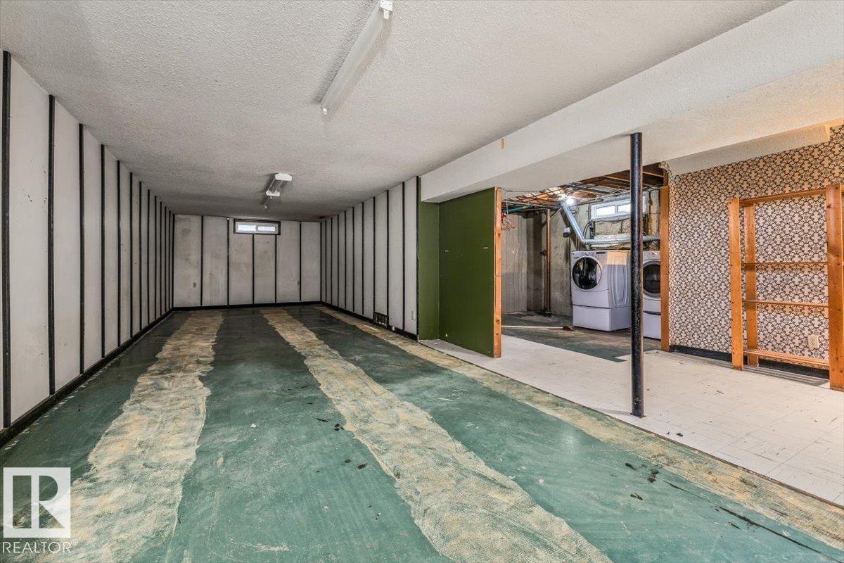 10544 53 AV NW - 26