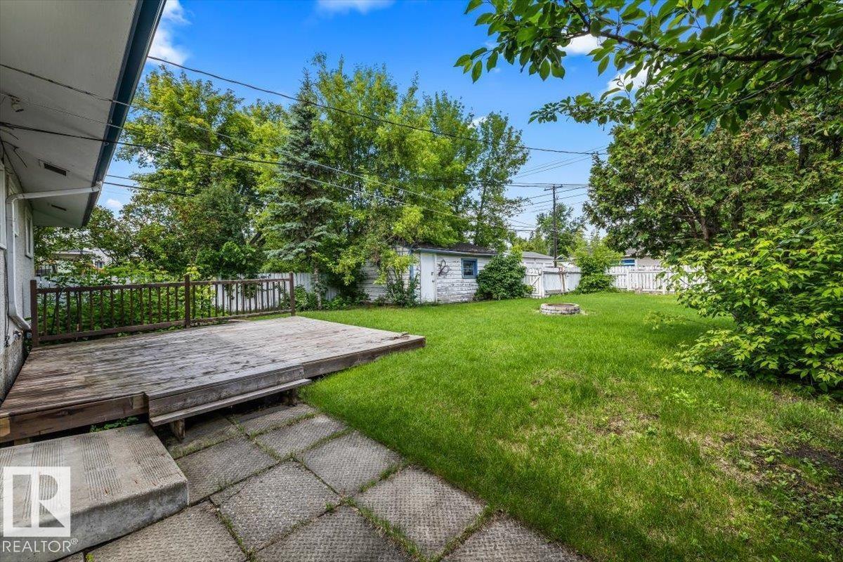 10544 53 AV NW - 33