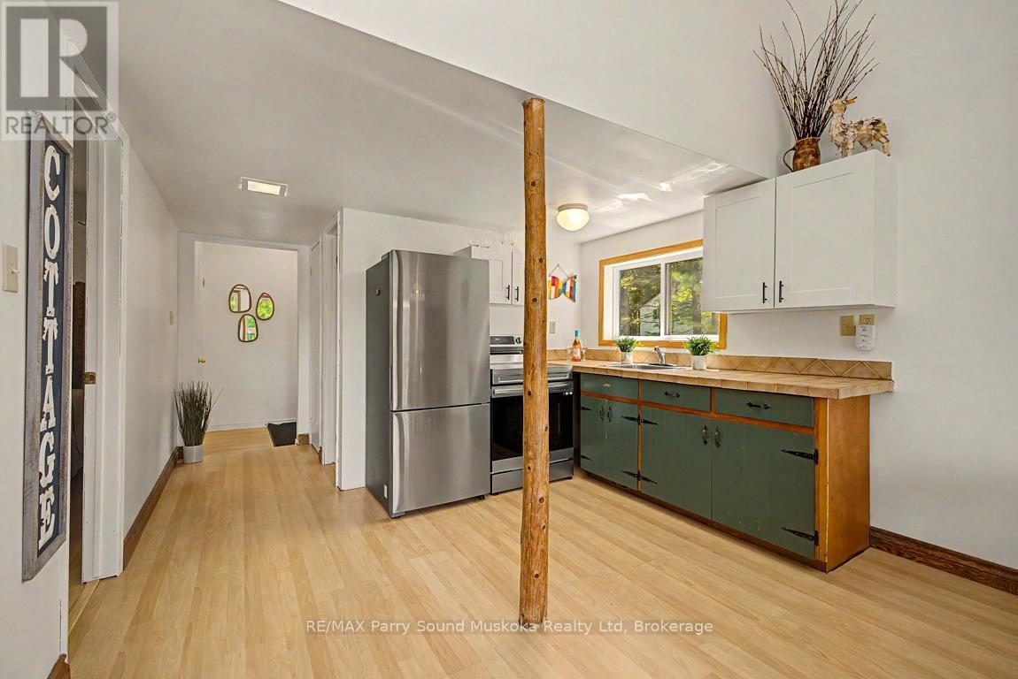 54-56 SHEBESHEKONG ESTATES ROAD S - 22