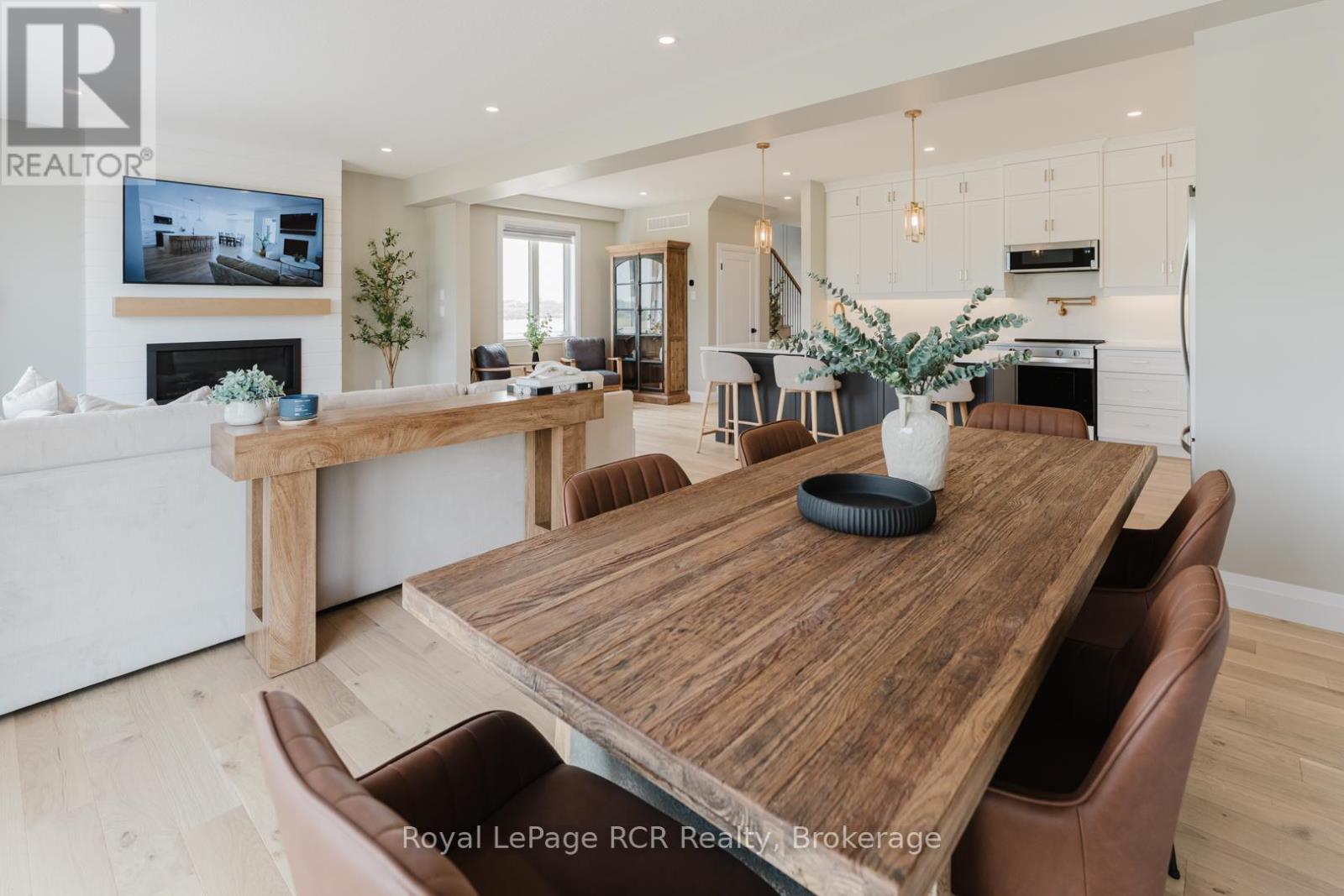 268 SCHMIDT DRIVE - 5