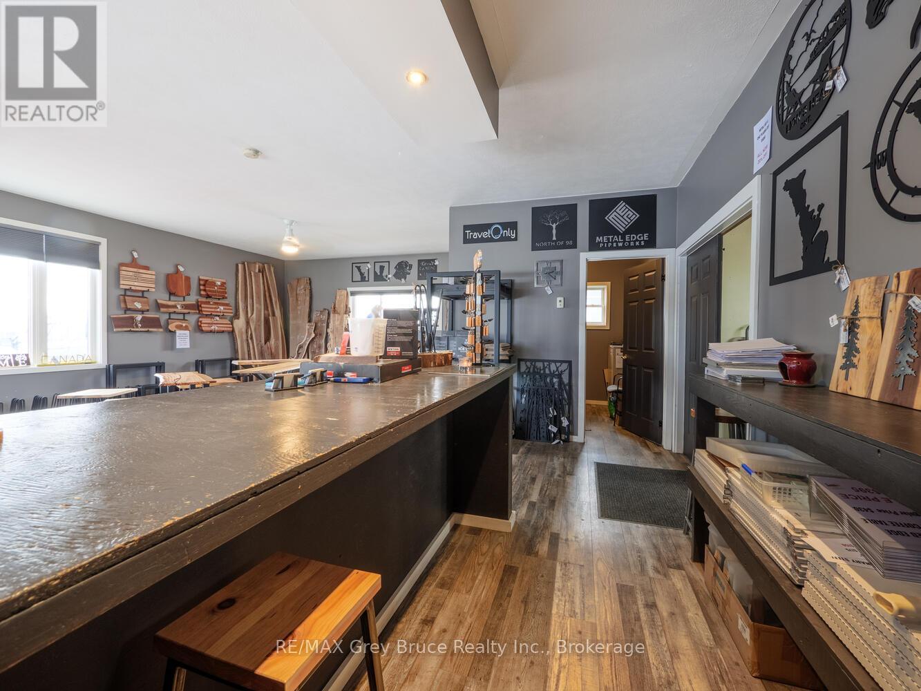 2847 HIGHWAY 6 - 17