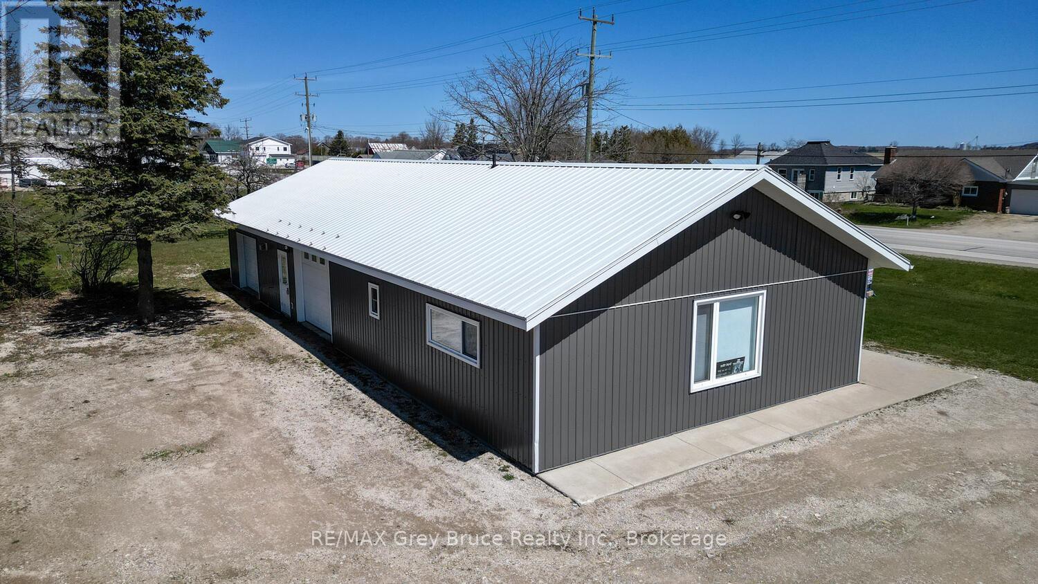 2847 HIGHWAY 6 - 23