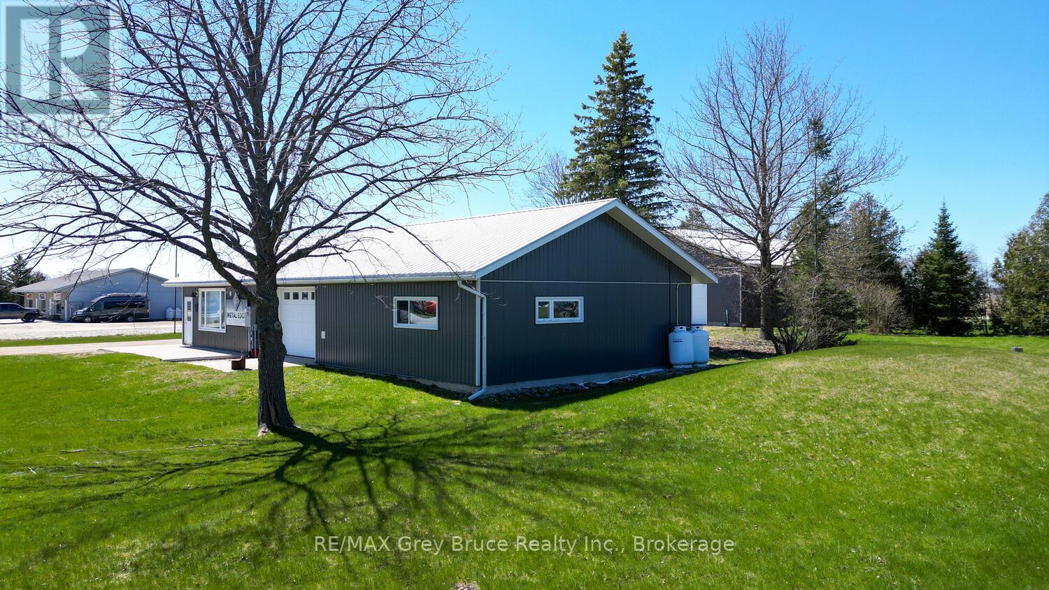 2847 HIGHWAY 6 - 24
