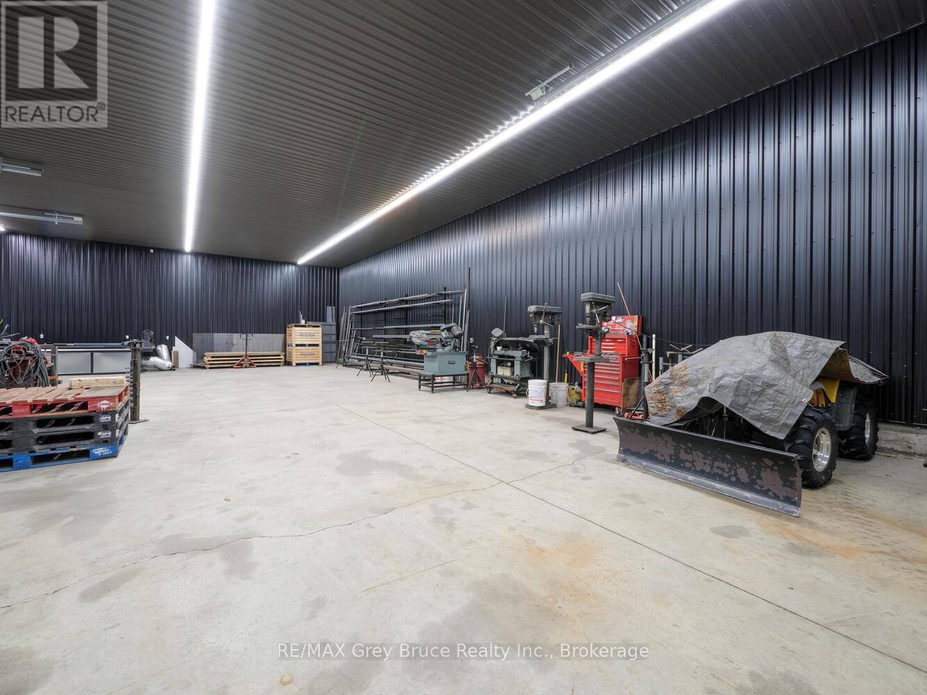 2847 HIGHWAY 6 - 32