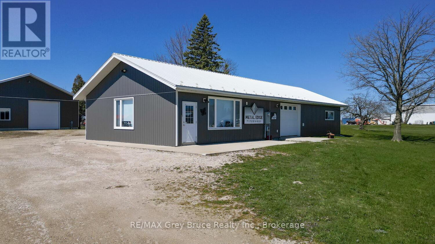 2847 HIGHWAY 6 - 9